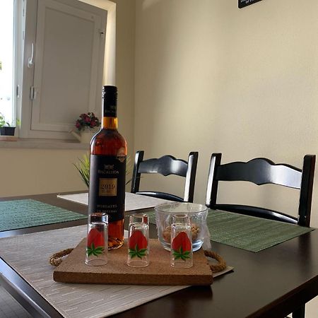 Blue Moon Guesthouse Lagos Luaran gambar