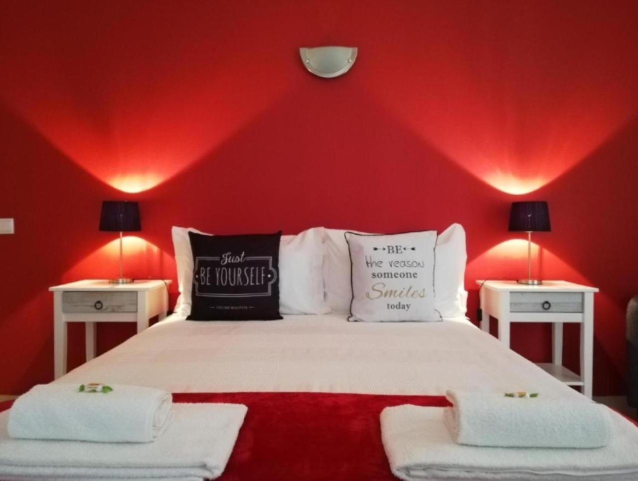 Blue Moon Guesthouse Lagos Luaran gambar