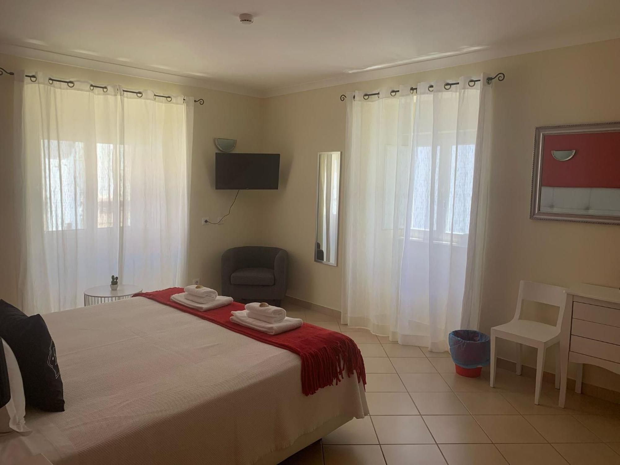 Blue Moon Guesthouse Lagos Luaran gambar