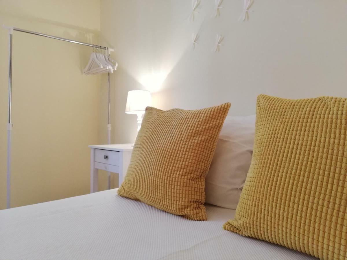 Blue Moon Guesthouse Lagos Luaran gambar